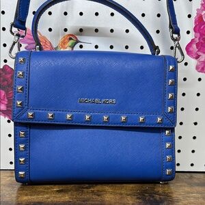 Michael Kors Blue Leather Shoulder Bag with Structured Design